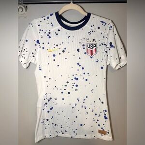 **SOLD**Nike Women’s USA Jersey